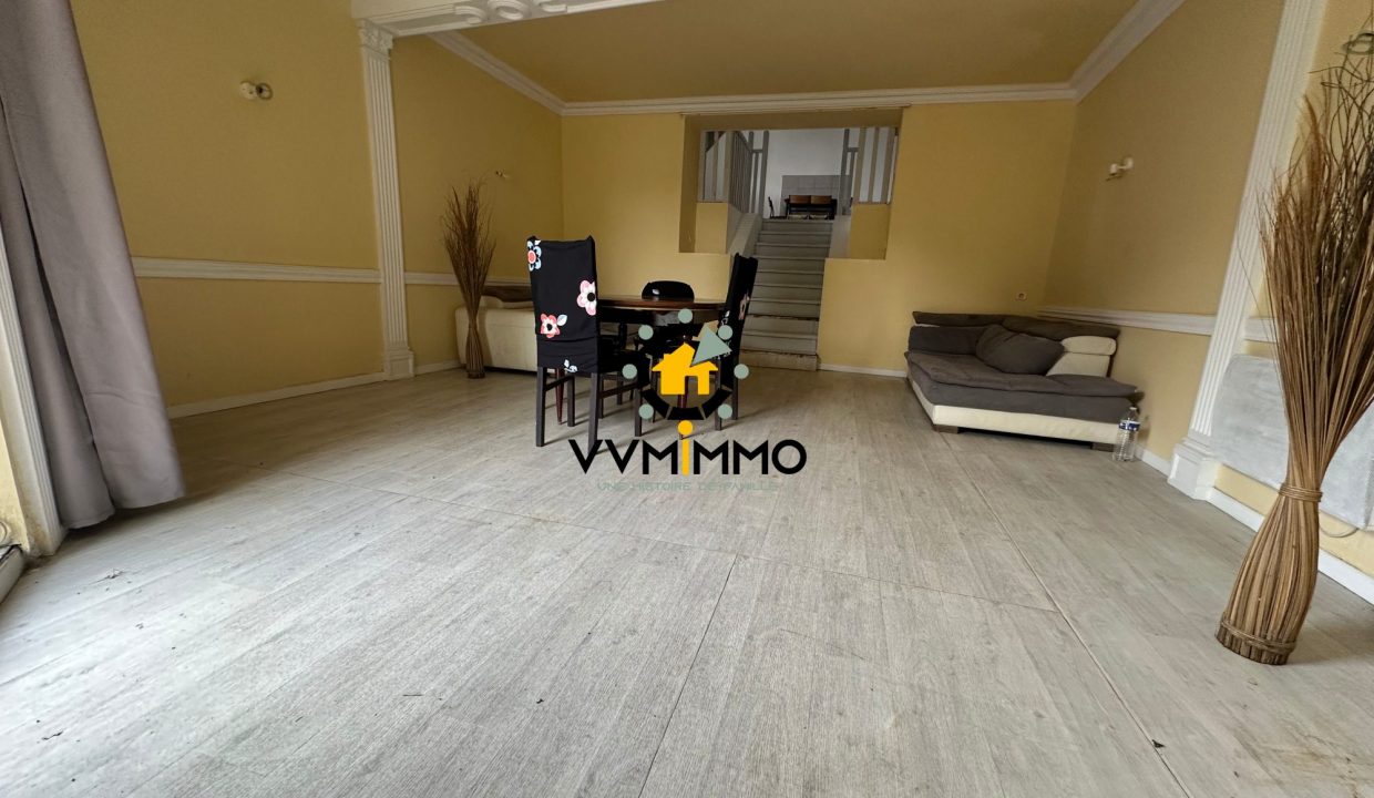 1746631935_VM359_1_original