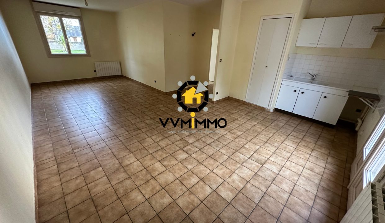 1763470667_VM612_2_original