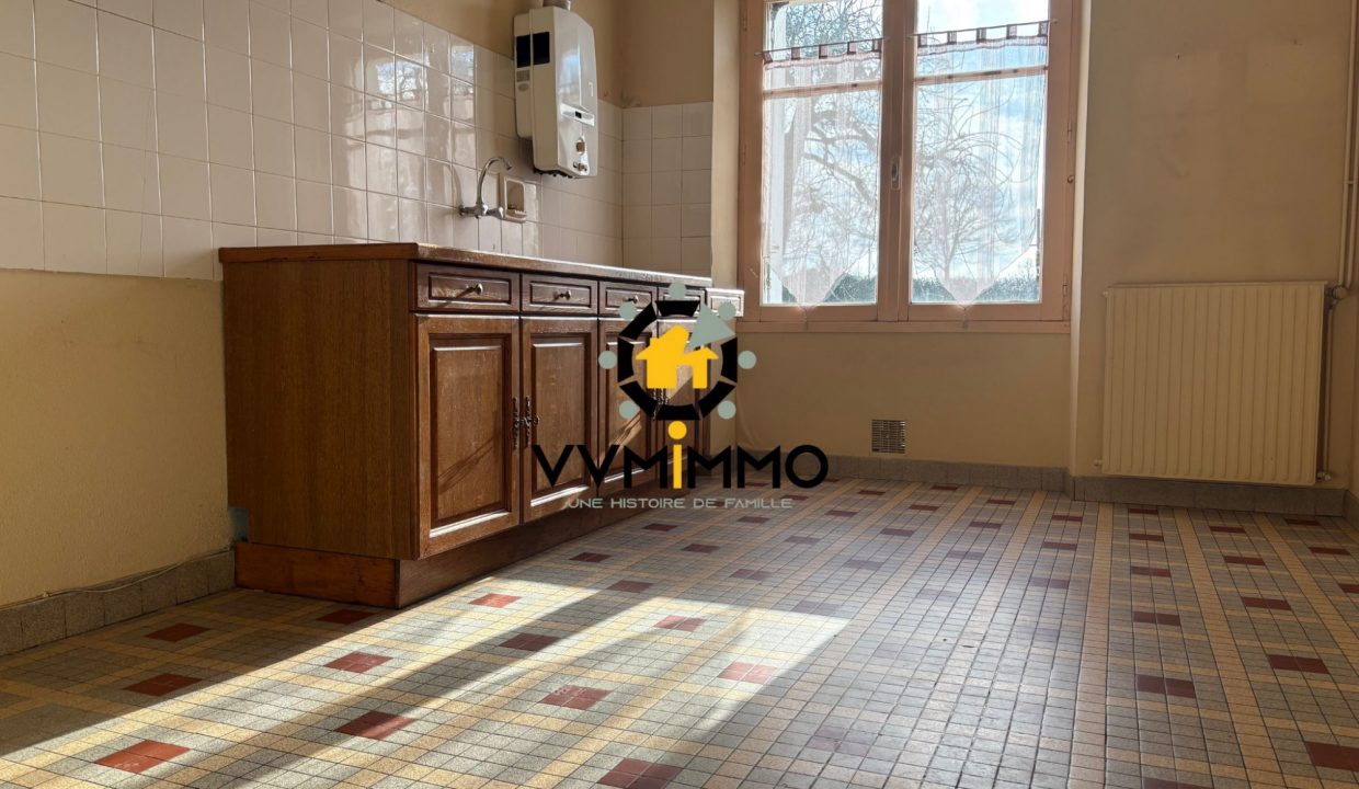 1768483825_VM656_4_original