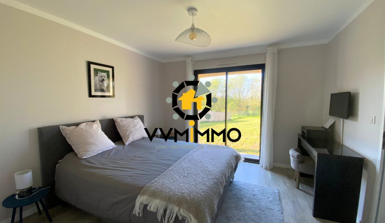 1775137872_VM721_3_original