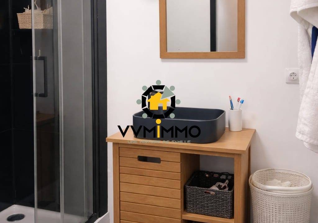 1775234245_VA1976_8_original