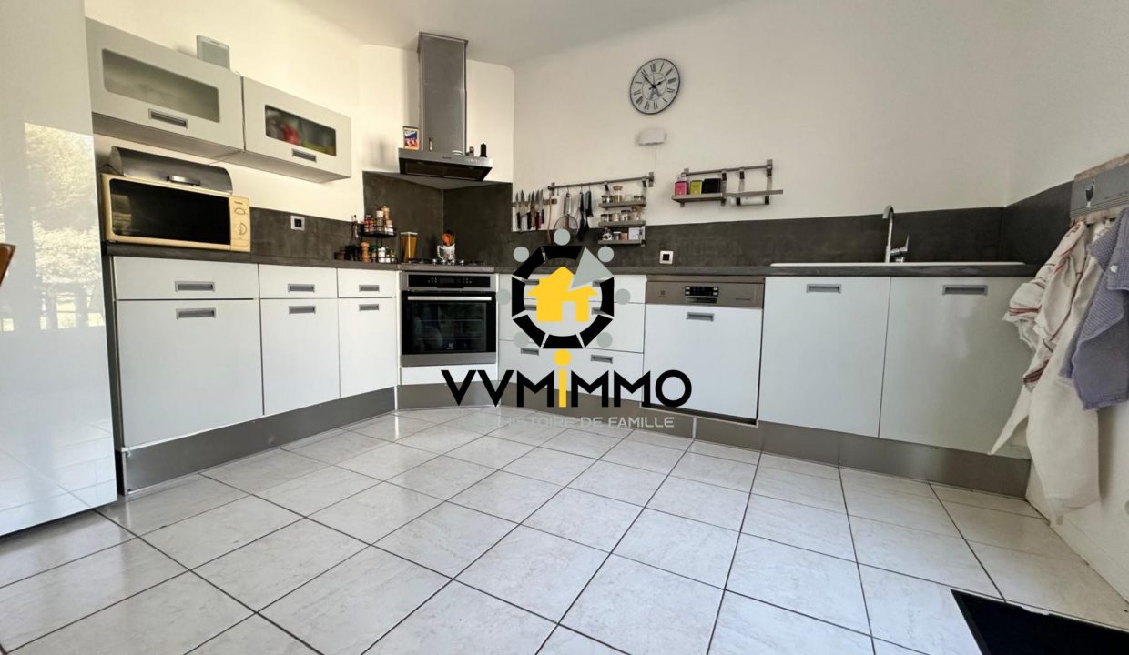 1775659125_VM771_5_original