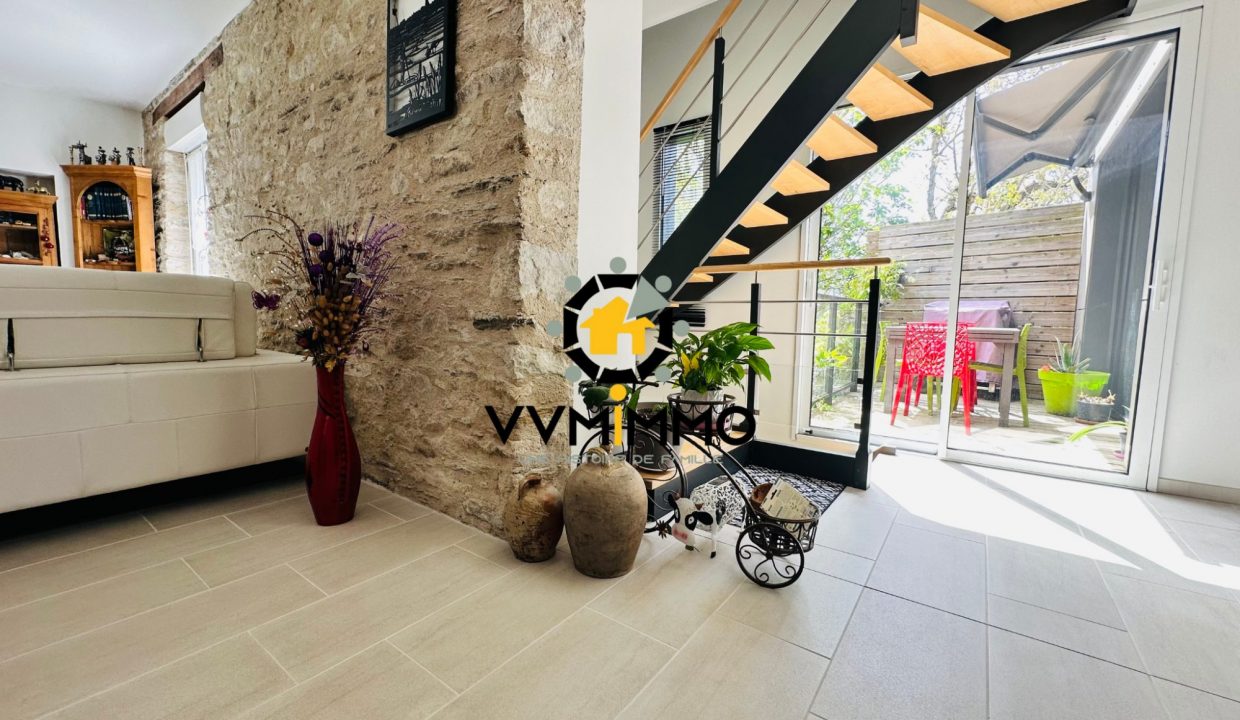 1776871490_VM660_2_original