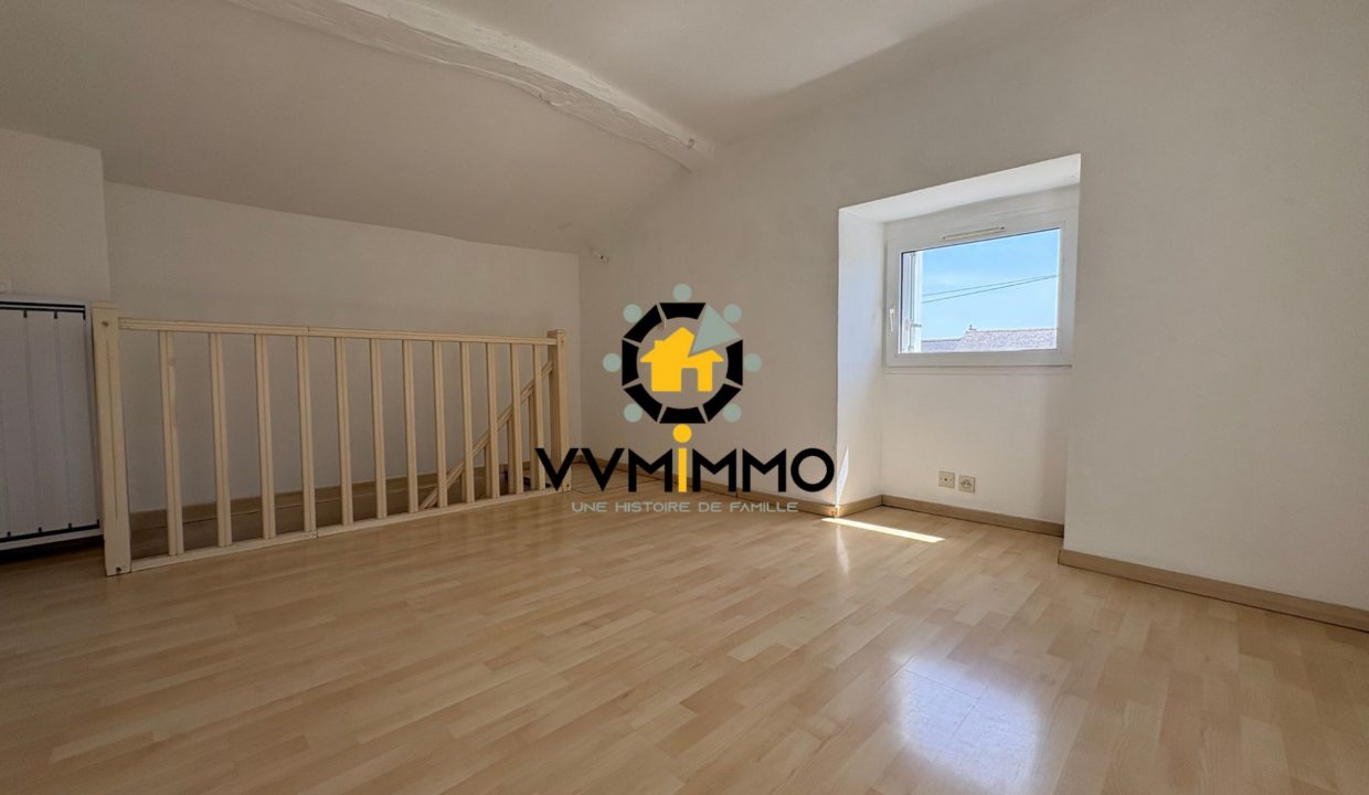 1779463042_VM800_18_original
