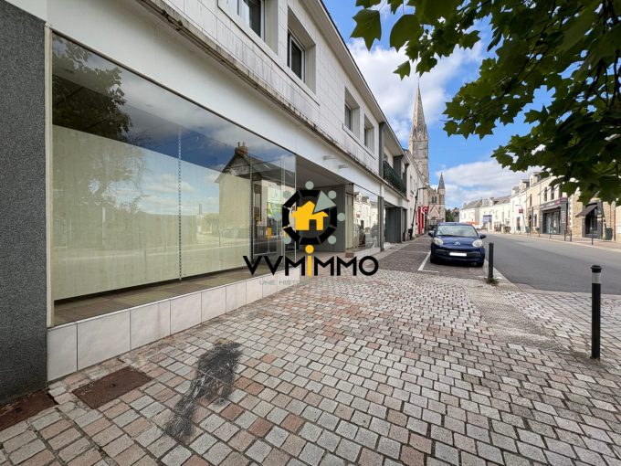 Local commercial 565 m² – Carquefou
